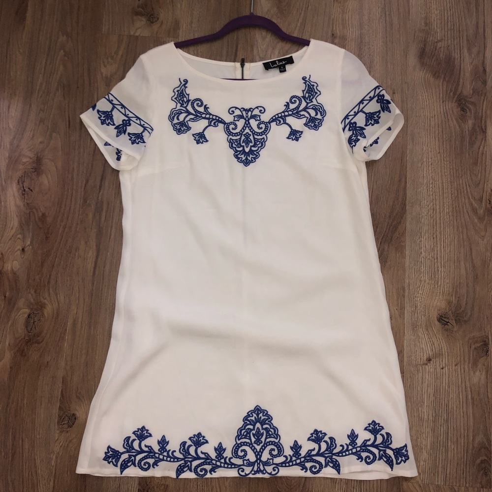 Lulus High-neck Shift Dress🌟